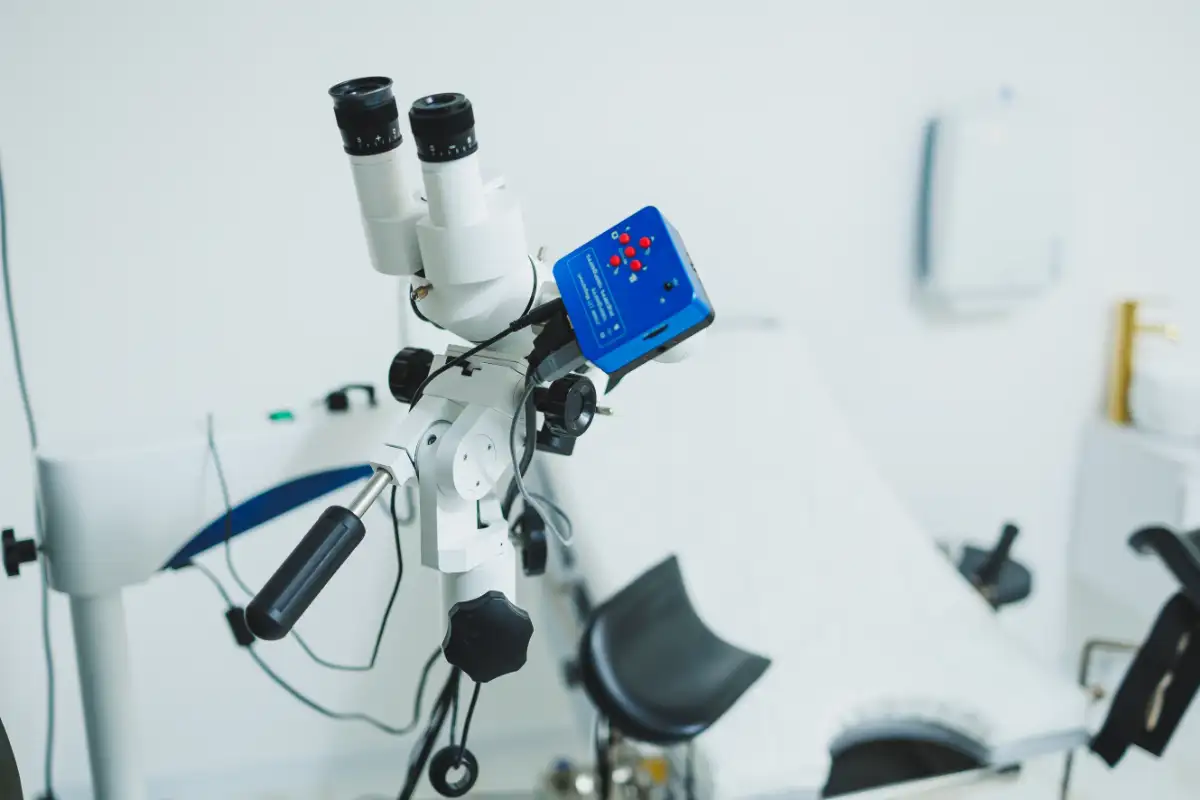 Modern Medical Equipment Microscope
