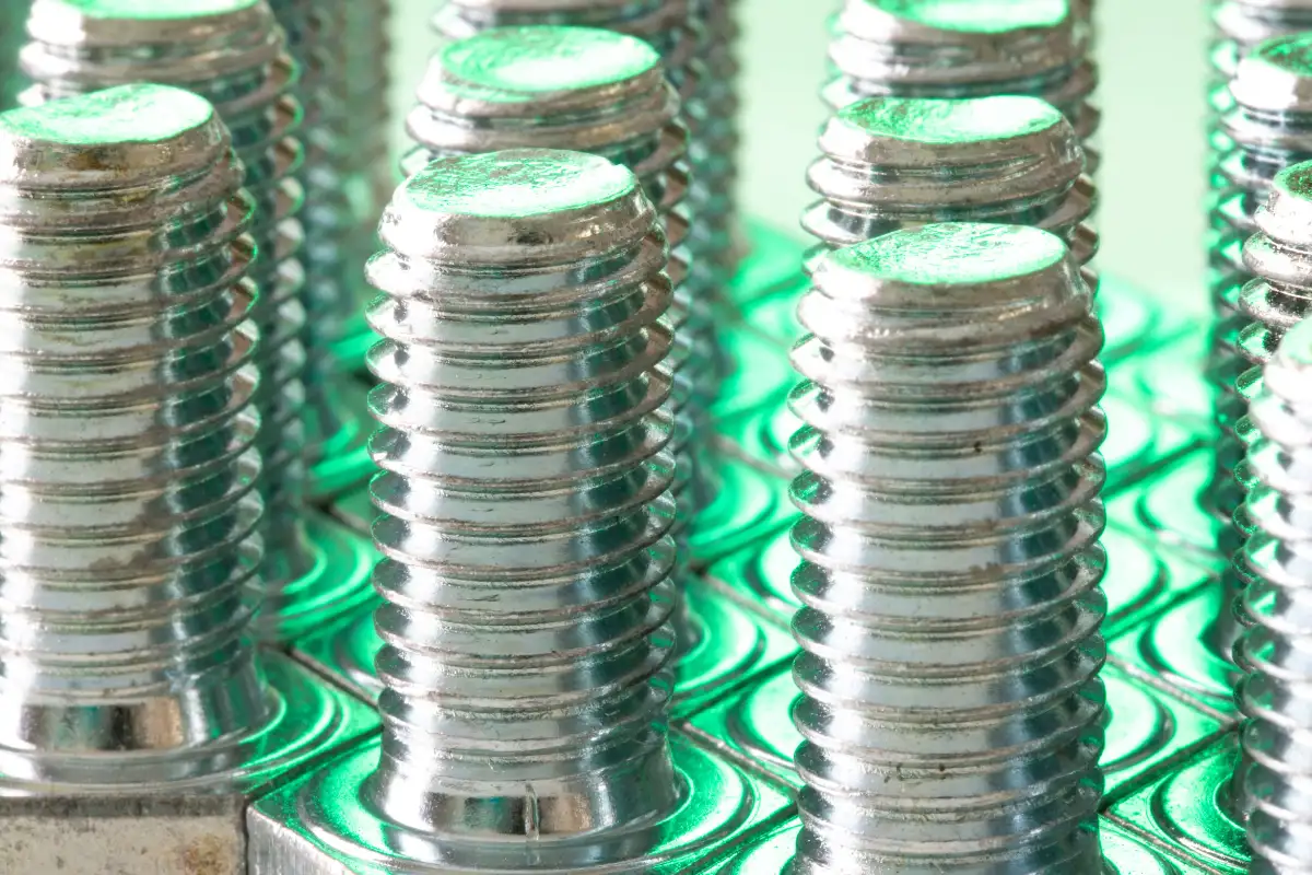 Verification of critical thread dimensions